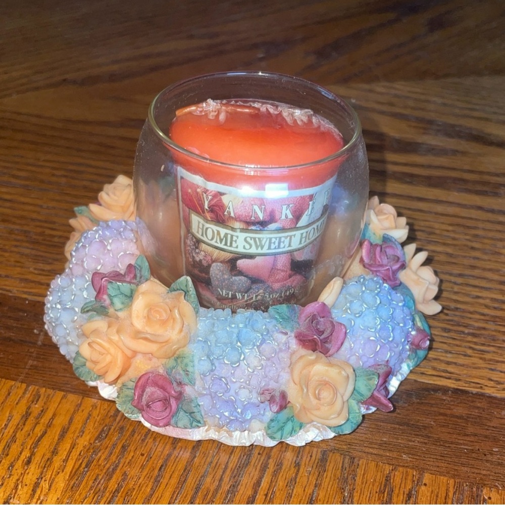 Vintage Ceramic Flowered Candle Holder with Yankee Candle Votive NWT